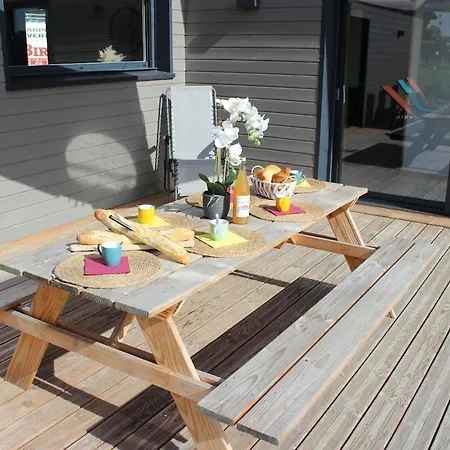 Les Vatines - Escape With A View & Indoor Pool 펜션 *